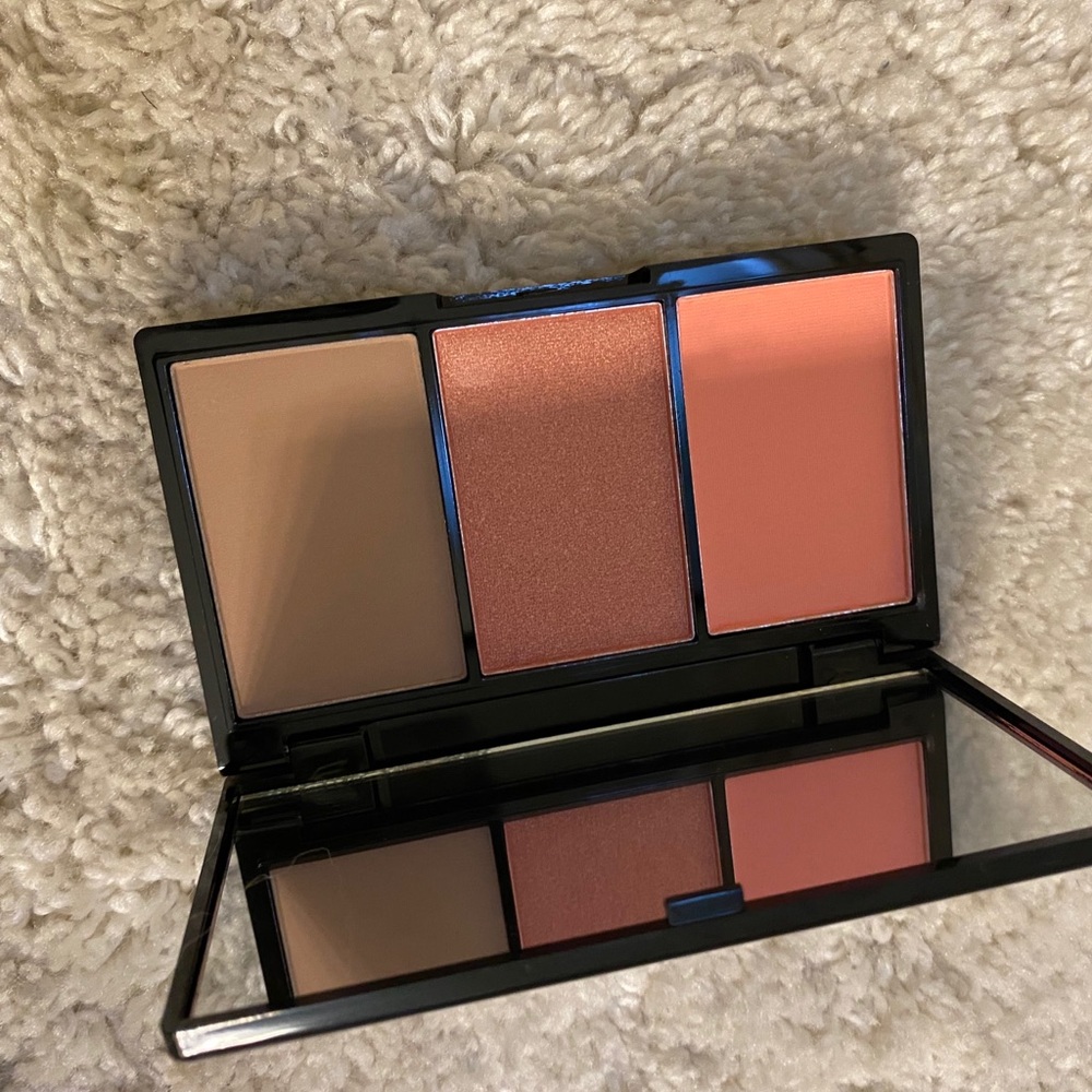 Makeup bundle - Picture 3 of 4